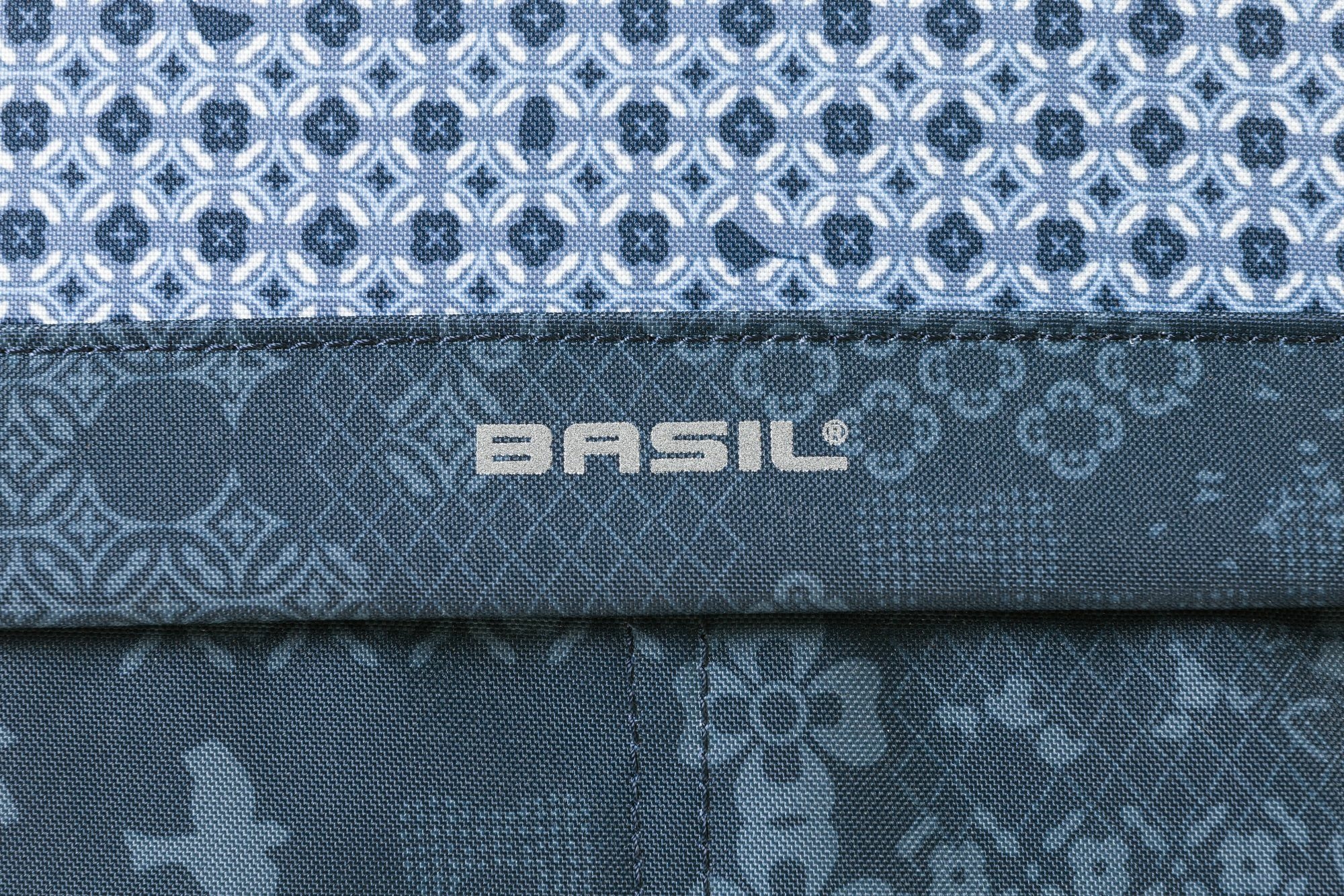 Basil Schultertasche Bohème (indigoblau)